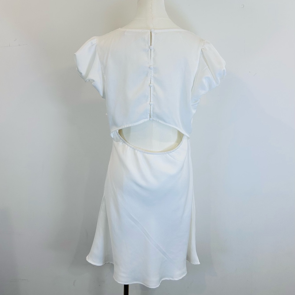 All in Favor Puff Sleeve Sweetheat Neck Dress in Ivory XL NWT - Picture 7 of 7